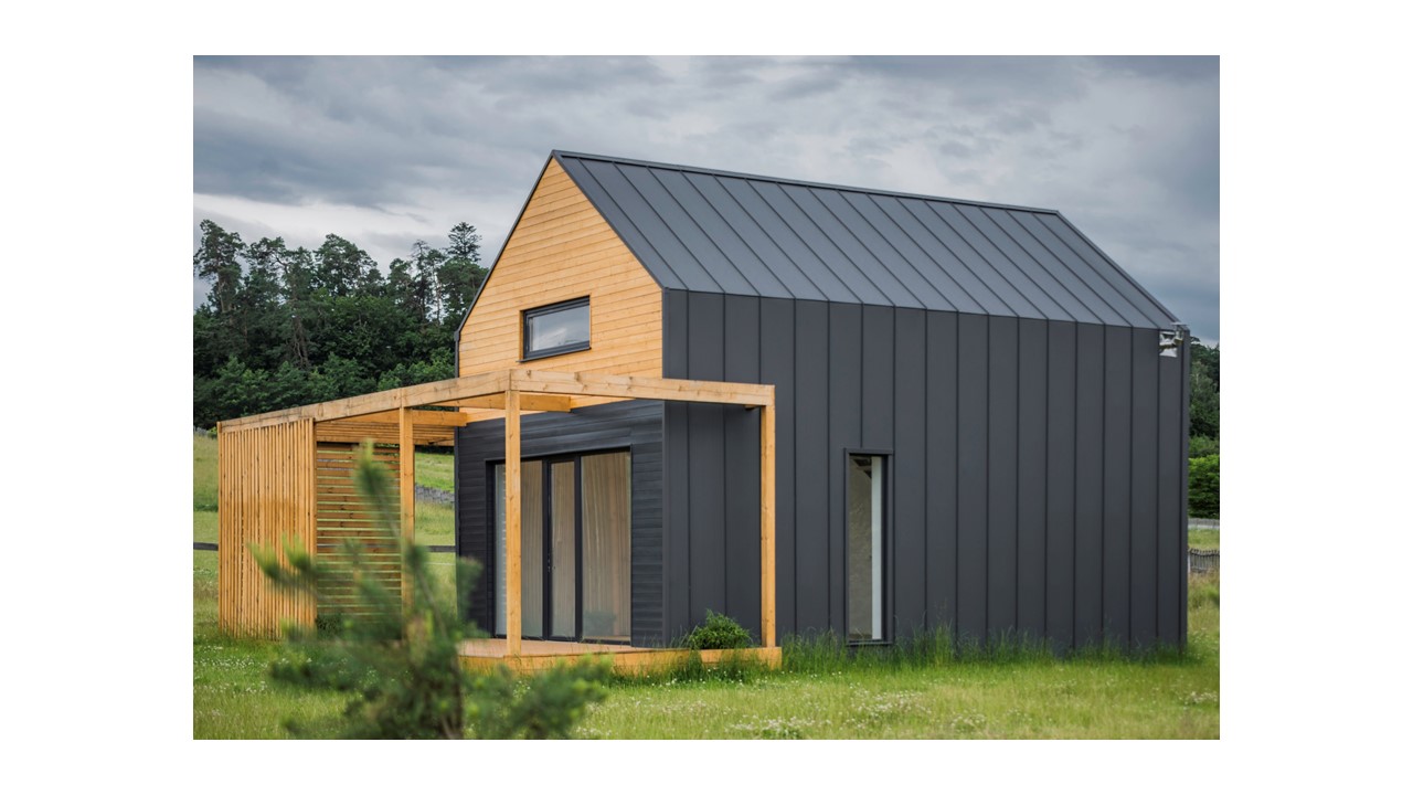 BLACHPROFIL 2 – Panel dachowy LAMBDA 2.0 – Modernistyczna forma, której piękno tkwi w minimalizmie i funkcjonalności